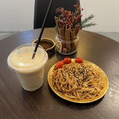 鸿coffee·私房煎饺 User Photo
