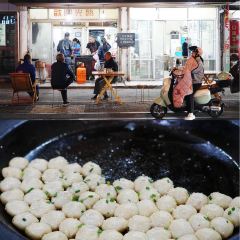 正宗菱湖生煎善琏辣油馄饨(凤凰二村店) 여행 사진