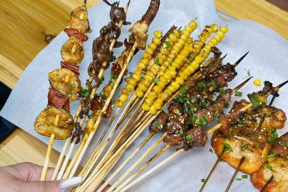 冰凉一夏碳烤吧