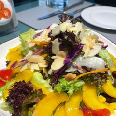 YI YANG GA FEI XI CAN TING User Photo