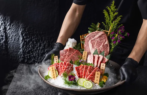 柔杉家黑牛烤肉·活鰻魚（東港店）