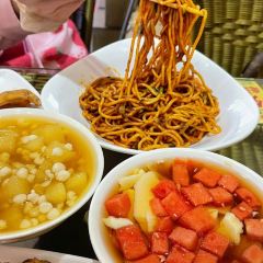 Weiweimushugeng 여행 사진