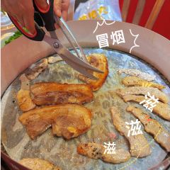 娃他大·石板烤肉(吾悦店) ảnh của người dùng