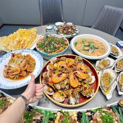 小海滩·百食府海鲜餐厅(莱山观海路店) User Photo