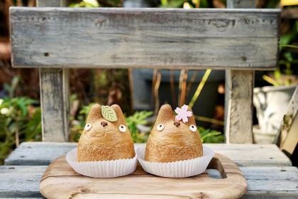 白髭のシュークリーム工房