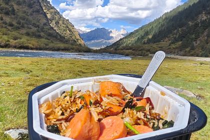 理塘县特色砂锅牦牛肉馆