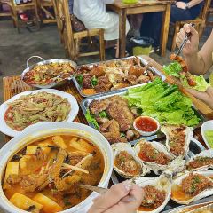 一枝荔枝柴土窑鸡(胜利店) User Photo