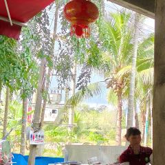 梁城椰子鸡排档 User Photo
