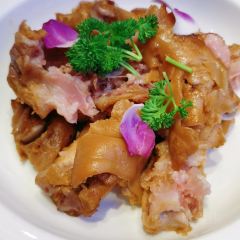 山河屯铁锅炖(乌山西路店) User Photo