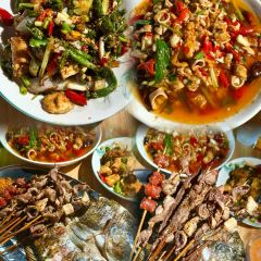 伍号勐混牛撒撇米线店(泼水广场店) User Photo