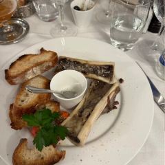 Au Pied de Cochon User Photo