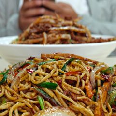 明氏饭庄黄面大王烧烤 User Photo