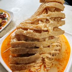 Qingzhenlaowuchao Chicken (tiedaokou) 여행 사진