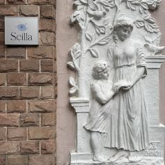 Scilla 여행 사진