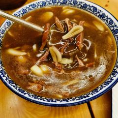 新泰正宗黏糊鸡(迎胜路店) 여행 사진