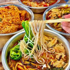 曹妹螺蛳粉(柳锌总店) 여행 사진