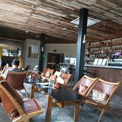 漓岸璞闲文旅酒店(阳朔西街漓江店)·上房野BISTRO·餐×酒×咖 User Photo