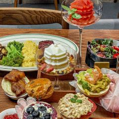 铃兰咖啡西餐·酒吧(水岸名居店) User Photo