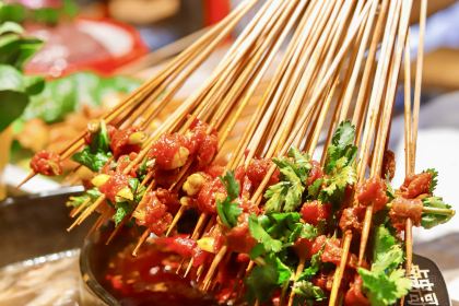 卤串哥砂锅串串香(坑梓店)