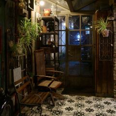 Showroom Cafe User Photo