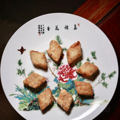 102 House User Photo