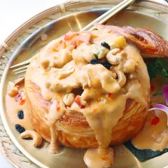 泰莱金·冬阴功手抓饭·傣泰融合·泰国罗氏虾餐厅(滨海大道店) User Photo