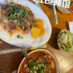 Meiweirouhuimi Restaurant 여행 사진