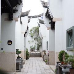 Amituo Fozhensuguan (Sanfang Qixiang Shop) User Photo