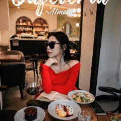 Cafeteria 여행 사진