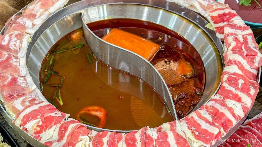 龙闻老火锅(鼓浪屿店)