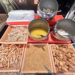 呼和浩特巨华国际大酒店·天穹旋转餐厅 User Photo