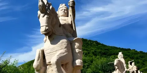 楊家將雕塑羣