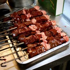 Gardener Barbecue Cylinder Meat User Photo
