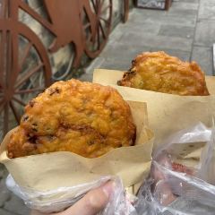 洪池嵌糕店 User Photo