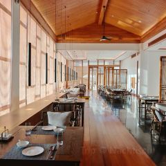 Huangguoshu Bailian Hotel Restaurant Waterfall User Photo