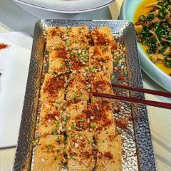 邓公本味卤·江湖菜(江北嘴财信广场店) User Photo