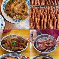 老裴鸭头.兔头 User Photo