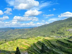Xiage Dong Village