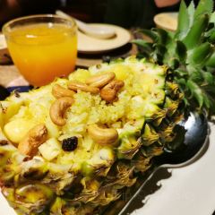Hum, Garden & Restaurant User Photo