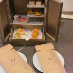 Akoya | Star Lounge User Photo