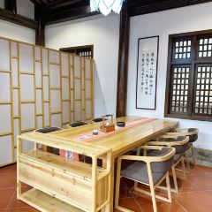 龙谷山房素食餐厅(聚龙小镇店) 여행 사진