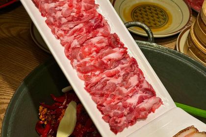 巴卤社老火锅(财富店)