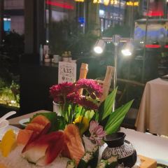 The Starry Frantier Bund Outlet User Photo