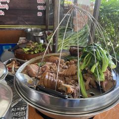 Ning Kee Pork Knuckle Rice User Photo