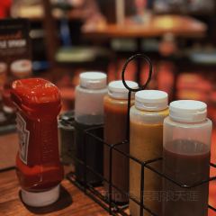 Lazy Dog Restaurant & Bar User Photo