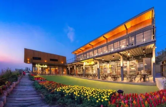 Pino Latte Resort & Cafe