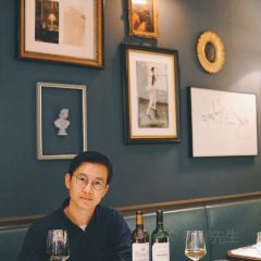 LA PETITE CHAISE User Photo