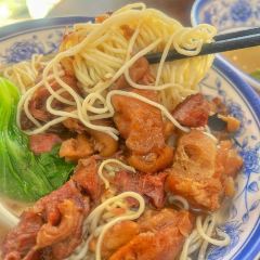 贰拾贰食栈(伴月店) User Photo