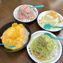 鞠婆婆•绵绵冰•凉糕•手工冰粉(教育学院总店) User Photo