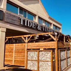 Tide and Vine Oyster House 여행 사진